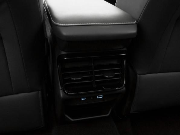 Geely Atlas II с пробегом 2024 года, цена 3 030 000 рублей, 33636 км, внедорожник, Автокод Объявления