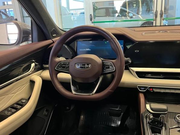 Geely Monjaro I с пробегом 2023 года, цена 3 000 000 рублей, 74695 км, внедорожник, Автокод Объявления