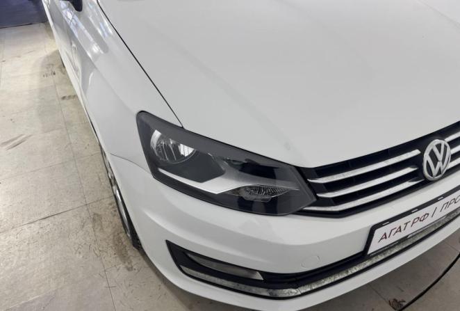 Volkswagen Polo V Рестайлинг с пробегом 2018 года, цена 990 000 рублей, 115941 км, седан, Автокод Объявления