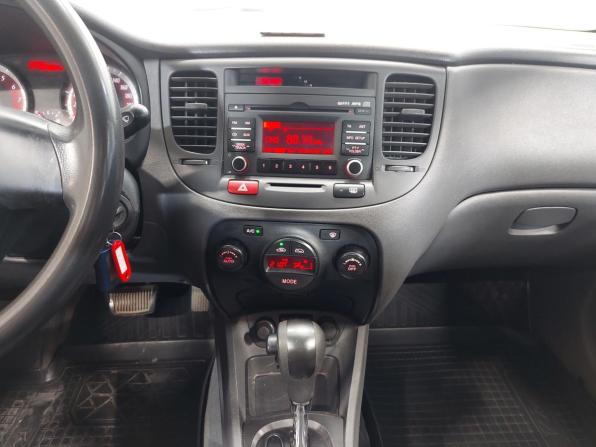 Kia Rio II Рестайлинг с пробегом 2010 года, цена 499 000 рублей, 157648 км, седан, Автокод Объявления