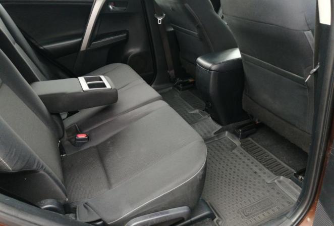Toyota RAV4 IV (XA40) Рестайлинг с пробегом 2017 года, цена 1 820 000 рублей, 293993 км, внедорожник, Автокод Объявления