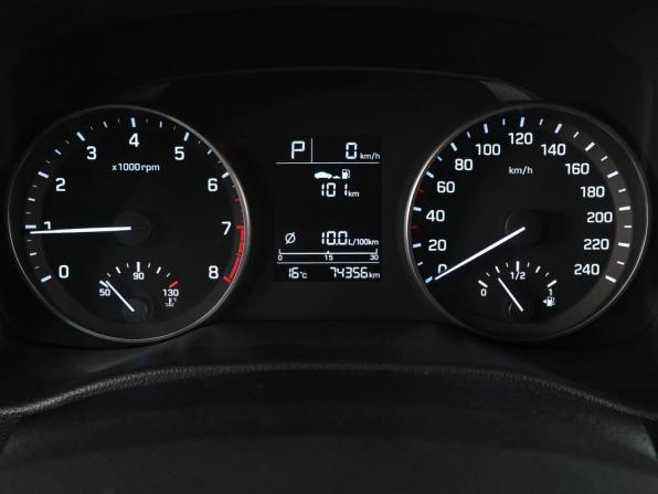Hyundai Elantra VI (AD) с пробегом 2017 года, цена 1 699 000 рублей, 74356 км, седан, Автокод Объявления