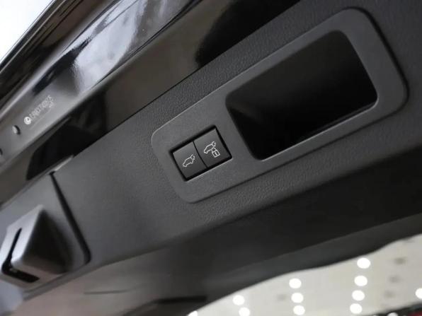 Lexus LX IV с пробегом 2026 года, цена 21 010 000 рублей, 100 км, внедорожник, Автокод Объявления