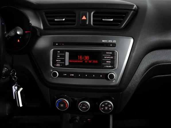 Kia Rio III Рестайлинг с пробегом 2016 года, цена 815 000 рублей, 201784 км, хэтчбек, Автокод Объявления