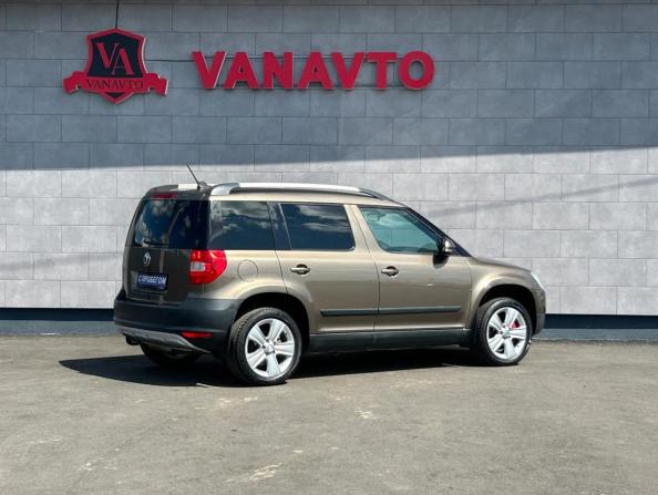 Skoda Yeti I с пробегом 2012 года, цена 995 000 рублей, 189351 км, внедорожник, Автокод Объявления