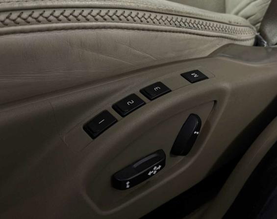 Volvo XC70 II Рестайлинг с пробегом 2013 года, цена 1 745 000 рублей, 265004 км, универсал, Автокод Объявления