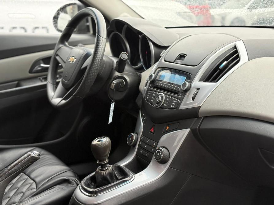 Chevrolet Cruze I Рестайлинг Череповец  - изображение 14