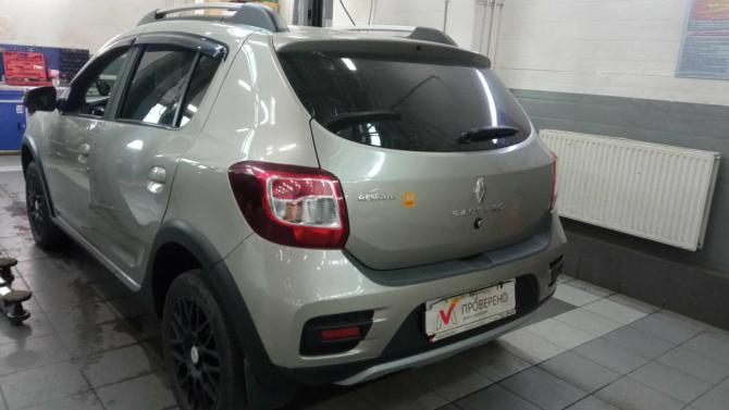 Renault Sandero II Рестайлинг с пробегом 2018 года, цена 1 040 000 рублей, 73258 км, хэтчбек, Автокод Объявления