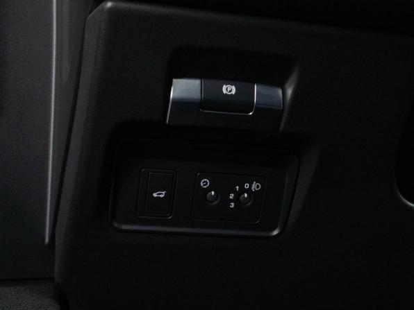 Land Rover Range Rover Evoque II с пробегом 2019 года, цена 4 349 000 рублей, 44013 км, внедорожник, Автокод Объявления