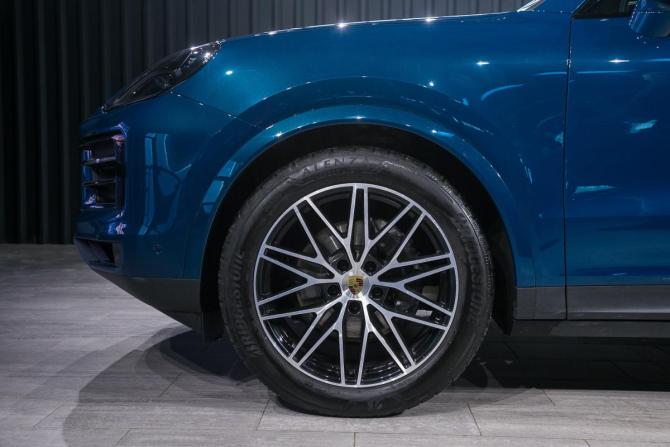 Porsche Cayenne III Рестайлинг с пробегом 2023 года, цена 17 495 000 рублей, 10172 км, внедорожник, Автокод Объявления