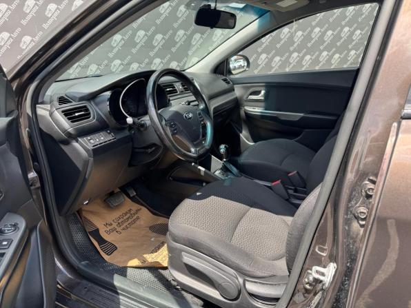 Kia Rio III Рестайлинг с пробегом 2016 года, цена 895 000 рублей, 133000 км, седан, Автокод Объявления