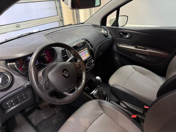 Renault Kaptur I с пробегом 2019 года, цена 1 940 000 рублей, 69979 км, внедорожник, Автокод Объявления