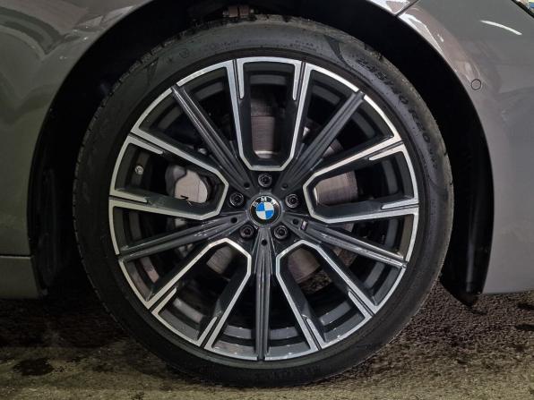 BMW 7 серии VI (G11/G12) Рестайлинг с пробегом 2019 года, цена 5 600 000 рублей, 98399 км, седан, Автокод Объявления