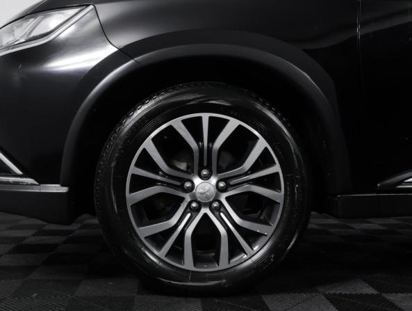 Mitsubishi Outlander III Рестайлинг 3 с пробегом 2018 года, цена 2 140 000 рублей, 146930 км, внедорожник, Автокод Объявления