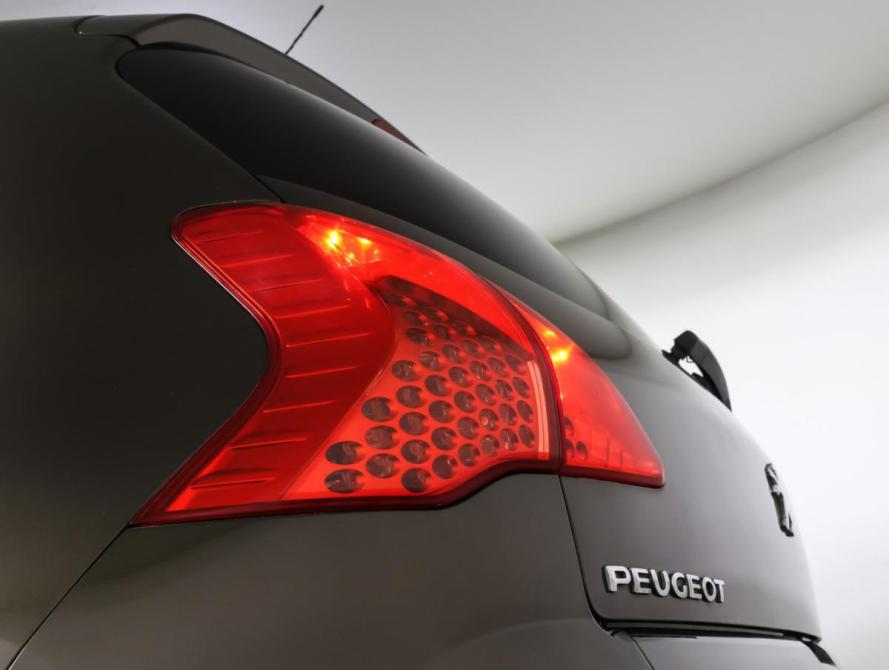 Peugeot 3008 I Москва  - изображение 19