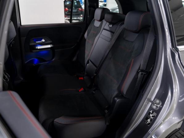 Новый Mercedes-Benz GLB I (X247) Рестайлинг 2024 года, цена 6 450 000 рублей, внедорожник, Автокод Объявления