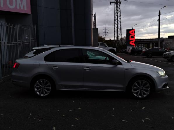 Volkswagen Jetta VI с пробегом 2013 года, цена 1 090 000 рублей, 217000 км, седан, Автокод Объявления