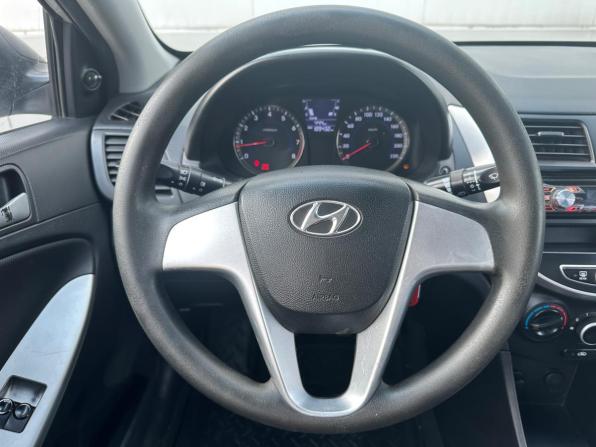 Hyundai Solaris I с пробегом 2012 года, цена 590 000 рублей, 189400 км, седан, Автокод Объявления