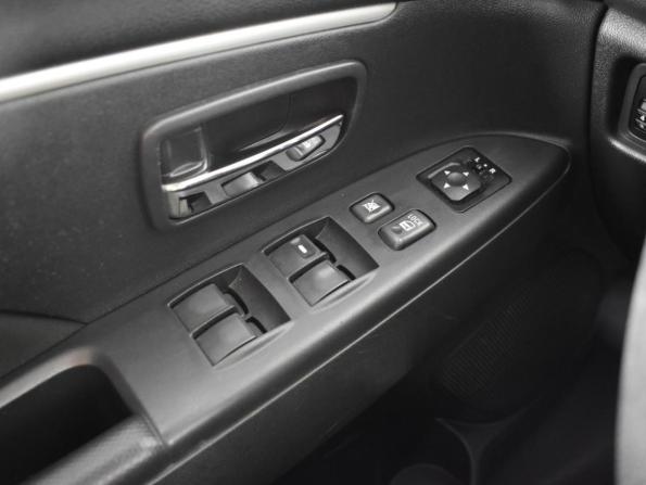 Mitsubishi ASX I с пробегом 2012 года, цена 899 900 рублей, 173028 км, внедорожник, Автокод Объявления