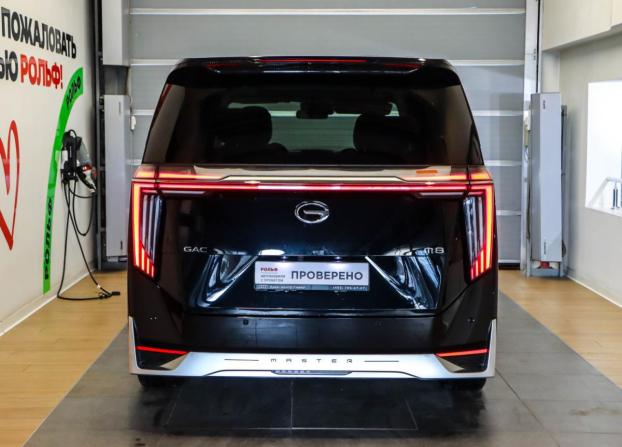 GAC M8 с пробегом 2024 года, цена 4 765 000 рублей, 35188 км, минивэн, Автокод Объявления