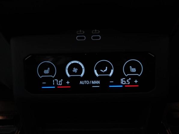 BMW 5 серии VIII (G60/G61/G68) с пробегом 2024 года, цена 7 770 000 рублей, 5150 км, седан, Автокод Объявления