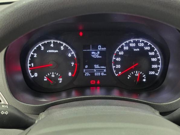 Hyundai Solaris II с пробегом 2019 года, цена 1 350 000 рублей, 65892 км, седан, Автокод Объявления