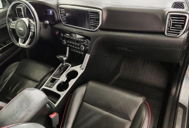 Kia Sportage IV Рестайлинг с пробегом 2018 года, цена 2 190 000 рублей, 123773 км, внедорожник, Автокод Объявления