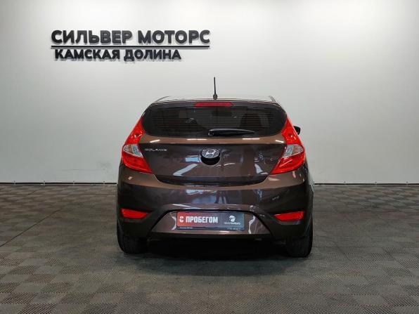 Hyundai Solaris I Рестайлинг с пробегом 2016 года, цена 849 000 рублей, 184500 км, хэтчбек, Автокод Объявления