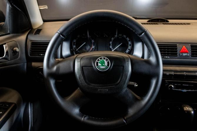 Skoda Octavia I (A4) Рестайлинг с пробегом 2010 года, цена 580 000 рублей, 216895 км, лифтбек, Автокод Объявления