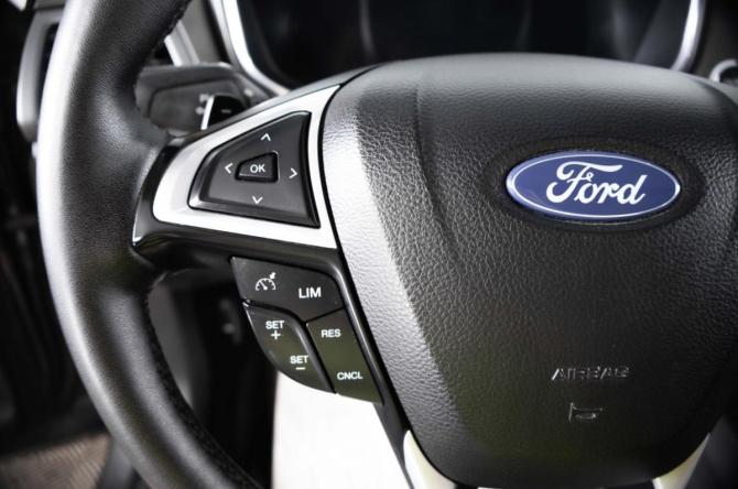 Ford Mondeo V с пробегом 2016 года, цена 1 649 000 рублей, 195236 км, седан, Автокод Объявления