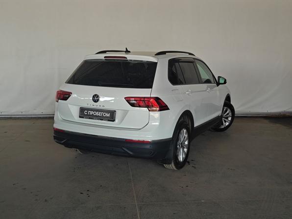 Volkswagen Tiguan II Рестайлинг с пробегом 2021 года, цена 2 630 000 рублей, 61173 км, внедорожник, Автокод Объявления
