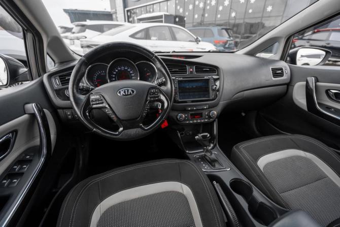 Kia Ceed II с пробегом 2015 года, цена 1 045 000 рублей, 193703 км, хэтчбек, Автокод Объявления