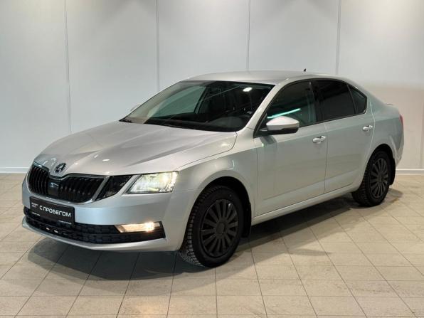 Skoda Octavia III (A7) Рестайлинг с пробегом 2019 года, цена 1 660 000 рублей, 70000 км, лифтбек, Автокод Объявления