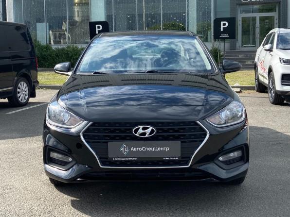 Hyundai Solaris II с пробегом 2018 года, цена 895 000 рублей, 161000 км, седан, Автокод Объявления