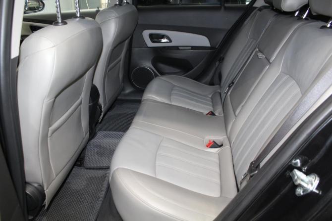Chevrolet Cruze I Рестайлинг с пробегом 2013 года, цена 799 000 рублей, 211000 км, хэтчбек, Автокод Объявления
