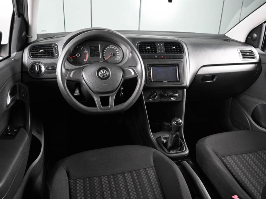 Volkswagen Polo V Рестайлинг Ростов-на-Дону  - изображение 6
