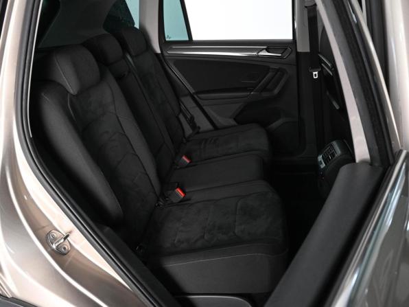 Volkswagen Tiguan II с пробегом 2017 года, цена 2 579 000 рублей, 131348 км, внедорожник, Автокод Объявления