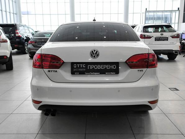 Volkswagen Jetta VI с пробегом 2013 года, цена 970 000 рублей, 243196 км, седан, Автокод Объявления