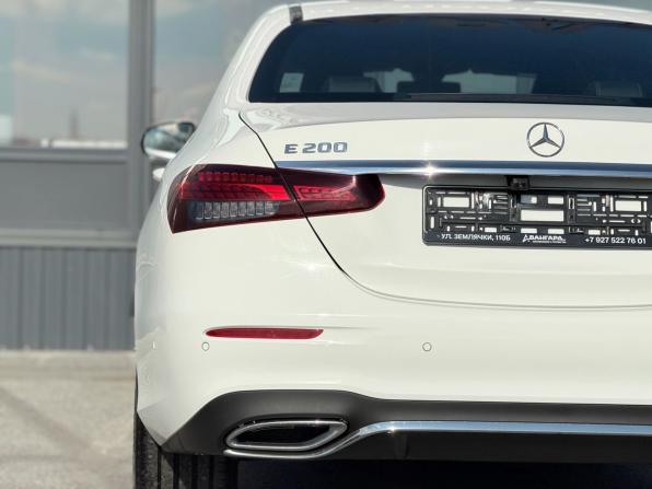 Mercedes-Benz E-Класс V (W213 S213 C238) Рестайлинг с пробегом 2021 года, цена 3 950 000 рублей, 102000 км, седан, Автокод Объявления