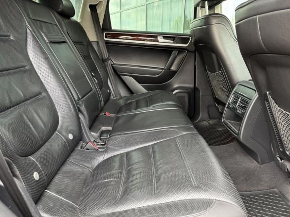 Volkswagen Touareg II с пробегом 2013 года, цена 2 070 000 рублей, 243111 км, внедорожник, Автокод Объявления