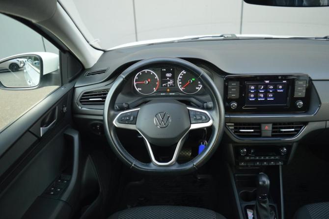 Volkswagen Polo VI с пробегом 2021 года, цена 1 650 000 рублей, 38807 км, лифтбек, Автокод Объявления