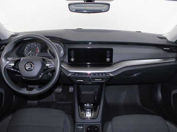 Skoda Octavia IV (A8) с пробегом 2021 года, цена 2 689 900 рублей, 33209 км, лифтбек, Автокод Объявления