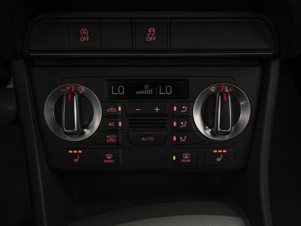 Audi Q3 I (8U) с пробегом 2012 года, цена 1 770 000 рублей, 76593 км, внедорожник, Автокод Объявления