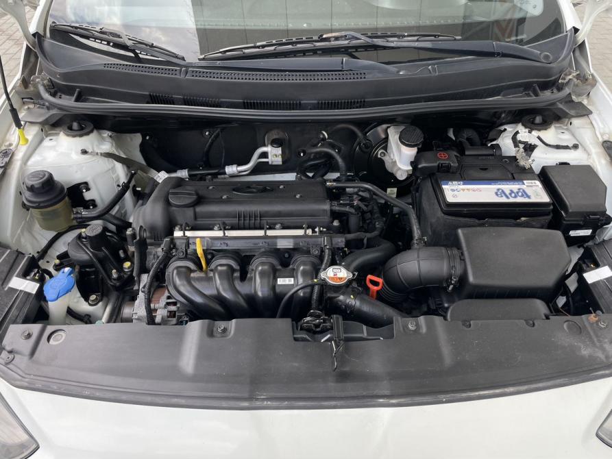 Hyundai Solaris I Екатеринбург  - изображение 11