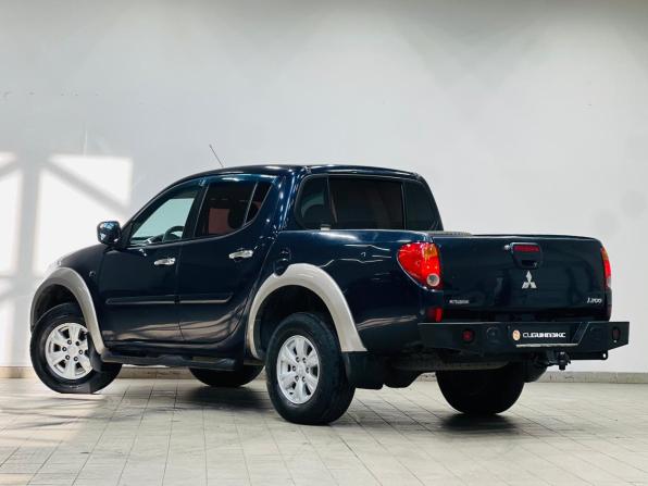 Mitsubishi L200 IV с пробегом 2011 года, цена 1 149 000 рублей, 402100 км, пикап, Автокод Объявления