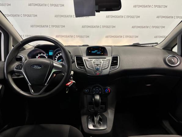 Ford Fiesta Mk6 Рестайлинг с пробегом 2015 года, цена 629 000 рублей, 223000 км, седан, Автокод Объявления
