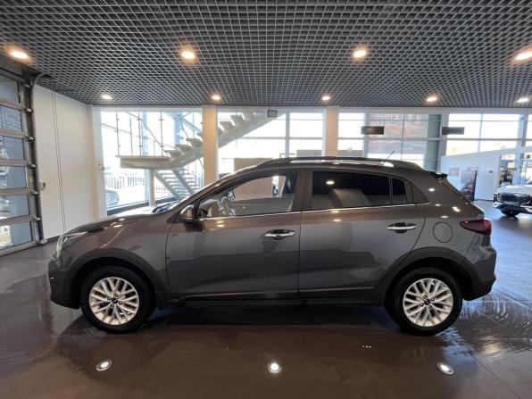 Kia Rio IV Рестайлинг с пробегом 2021 года, цена 2 035 000 рублей, 51440 км, хэтчбек, Автокод Объявления