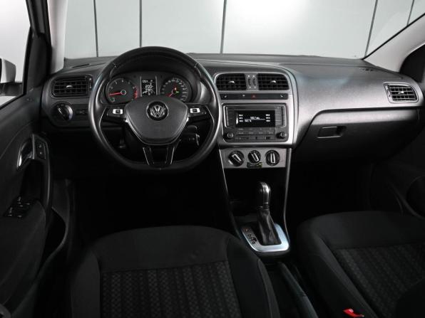 Volkswagen Polo V Рестайлинг с пробегом 2020 года, цена 1 449 040 рублей, 87684 км, седан, Автокод Объявления