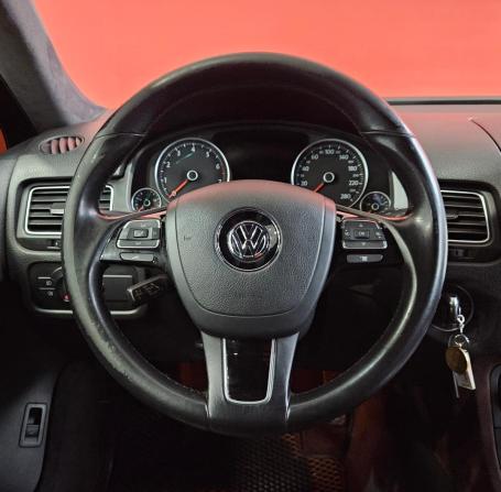 Volkswagen Touareg II с пробегом 2011 года, цена 1 550 000 рублей, 233596 км, внедорожник, Автокод Объявления