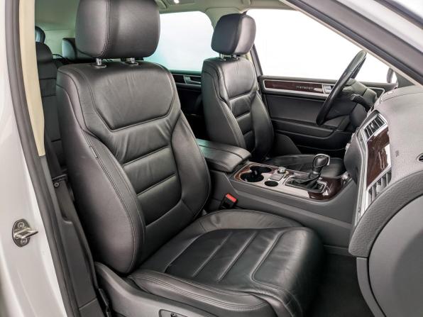 Volkswagen Touareg II Рестайлинг с пробегом 2016 года, цена 2 675 000 рублей, 147407 км, внедорожник, Автокод Объявления